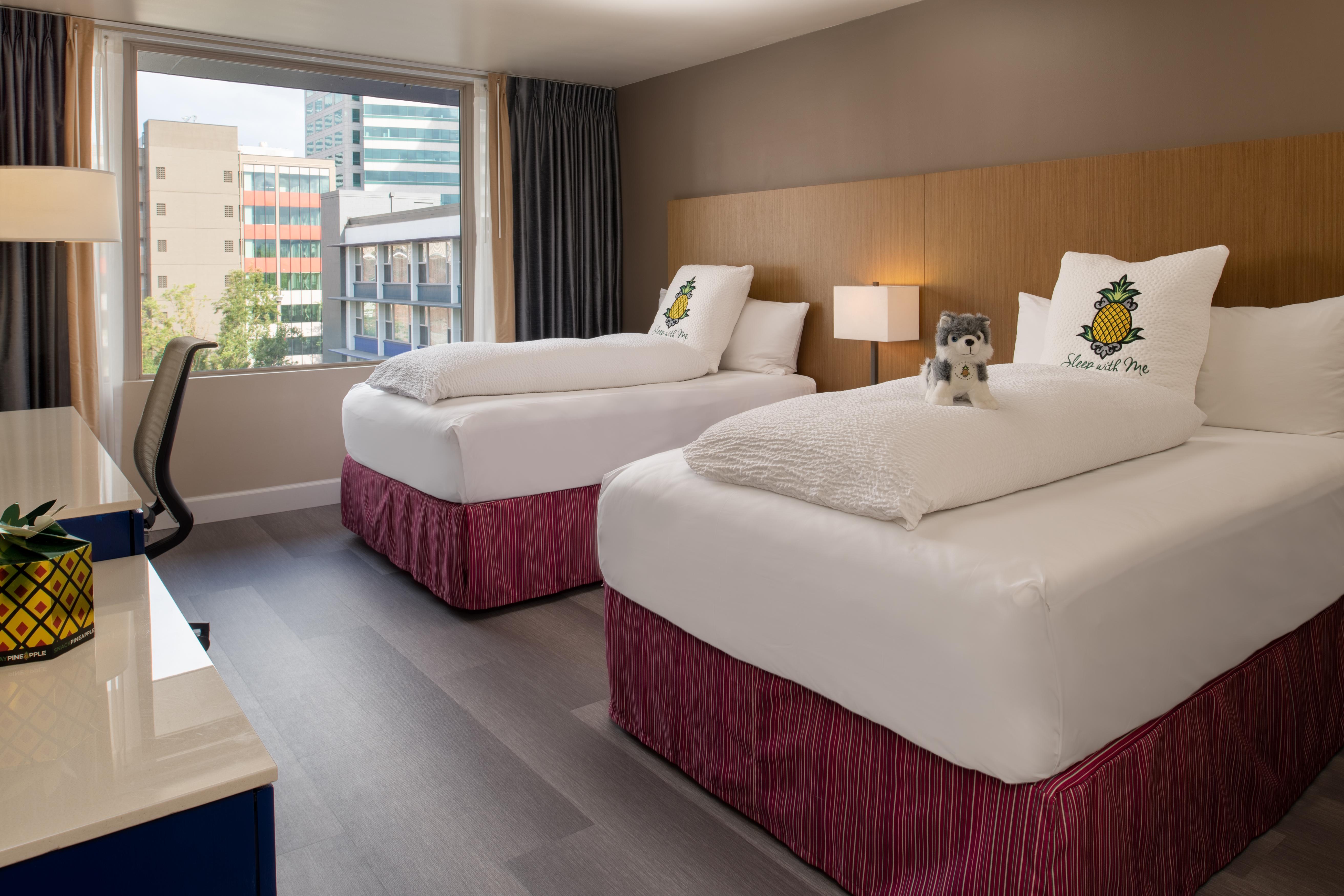 Staypineapple, Hotel Rose, Downtown Портланд Екстериор снимка