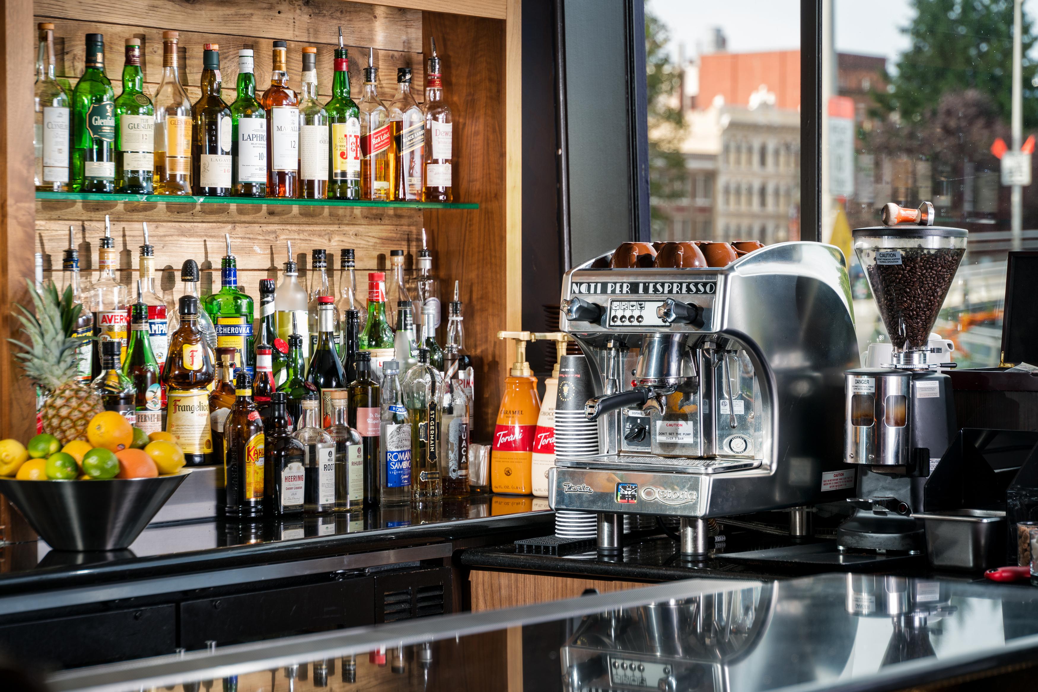 Staypineapple, Hotel Rose, Downtown Портланд Екстериор снимка