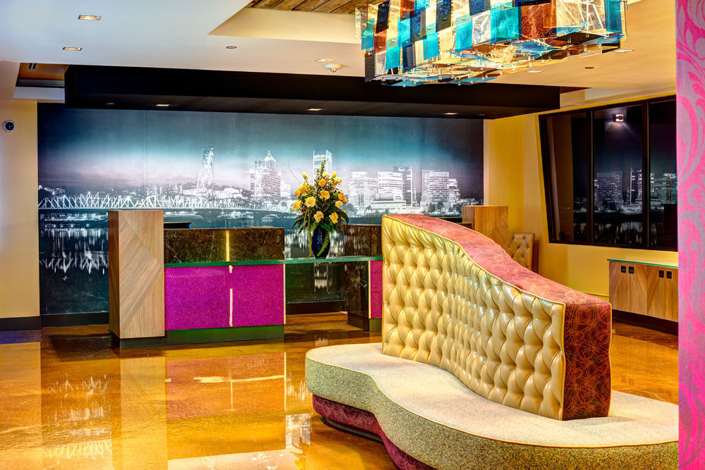 Staypineapple, Hotel Rose, Downtown Портланд Екстериор снимка