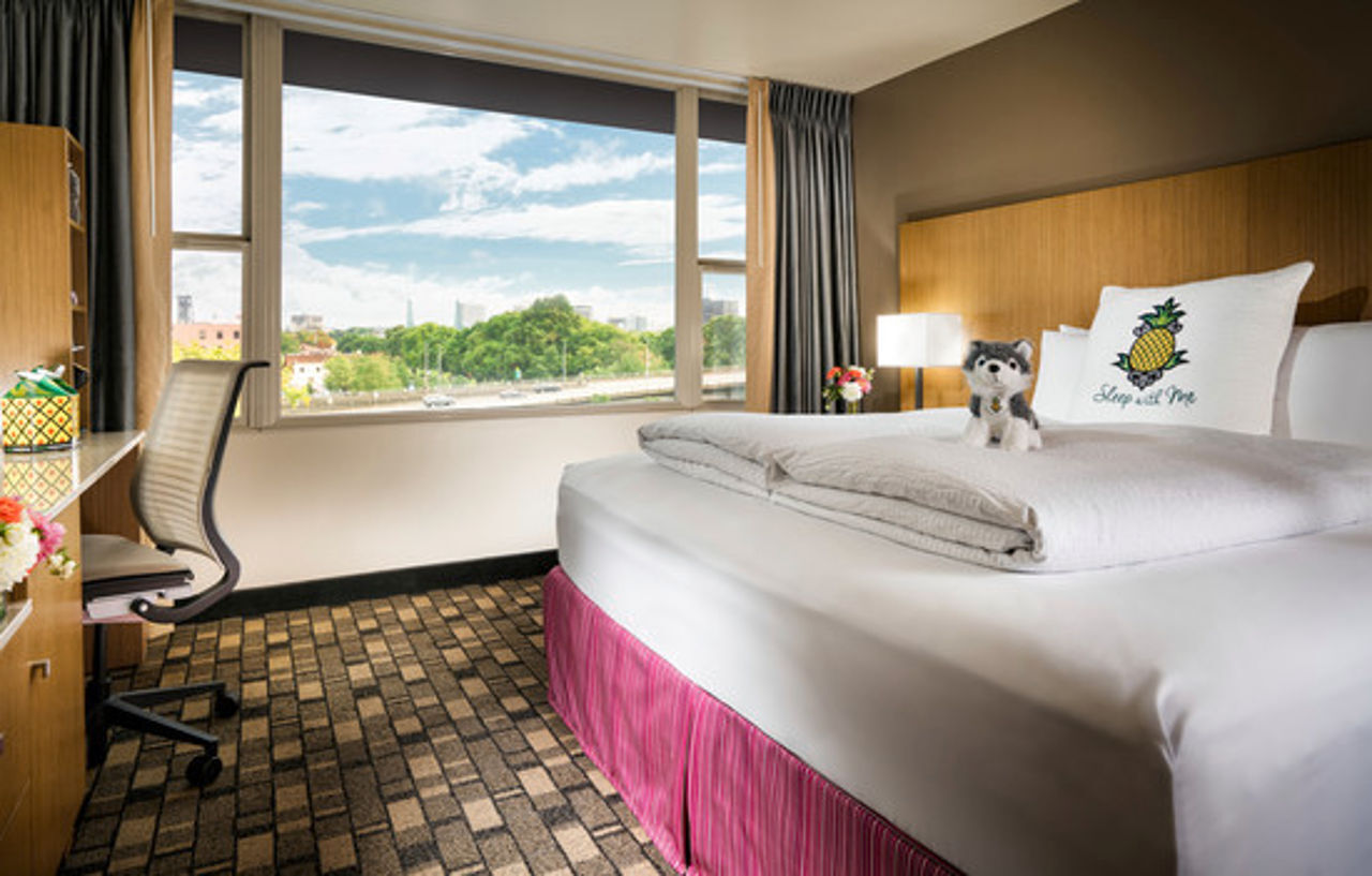 Staypineapple, Hotel Rose, Downtown Портланд Екстериор снимка